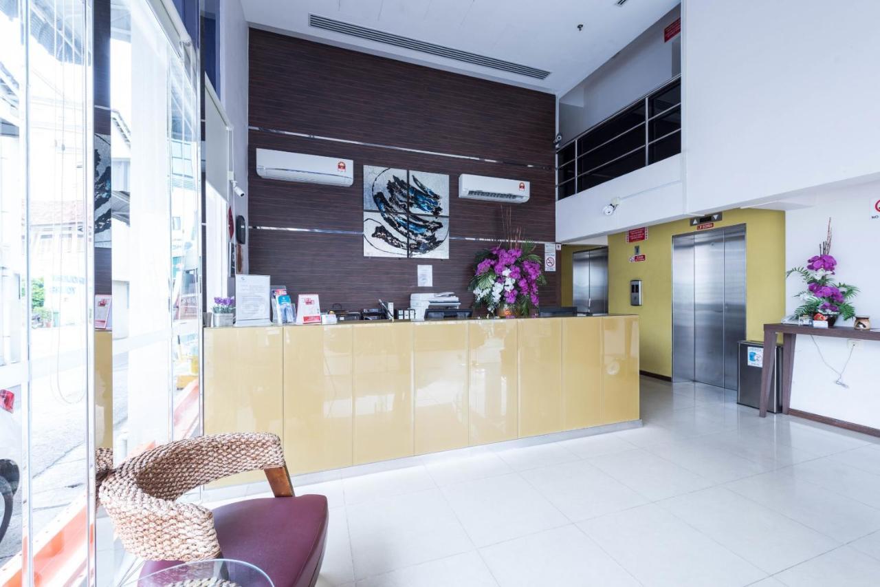 Oyo 89421 Pp Island Hotel George Town Exterior foto